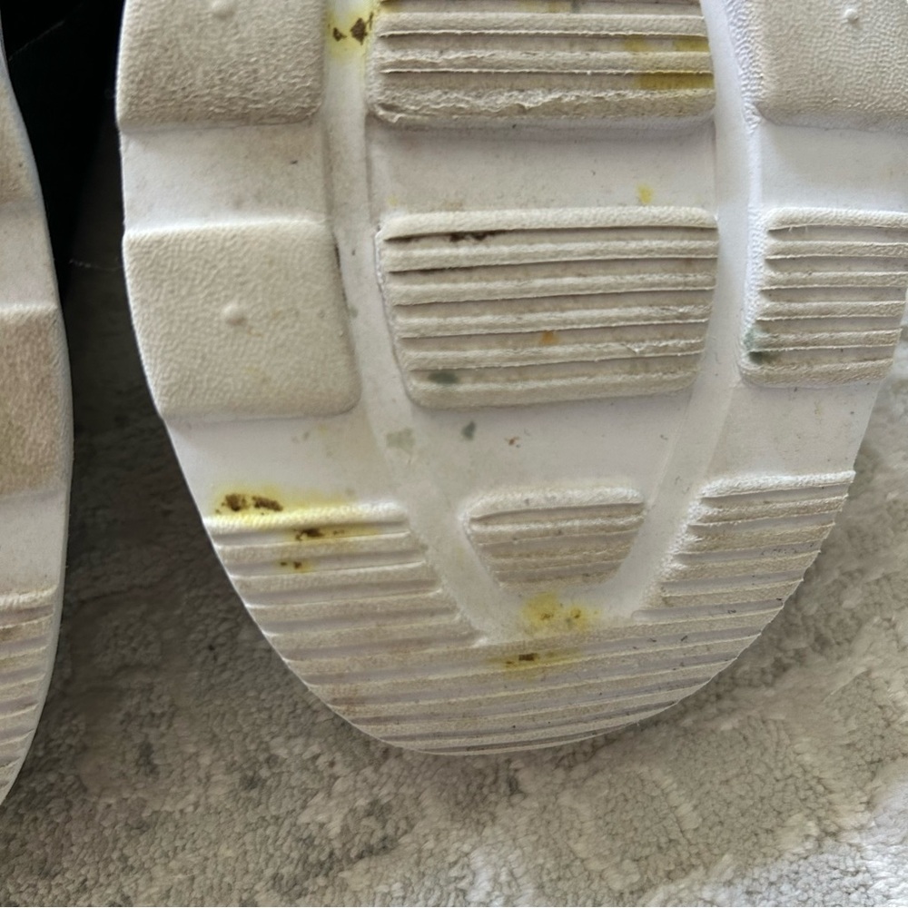 ⭐️ Nike air black sneakers with tortoise and pink accents size 9 - Picture 8 of 11